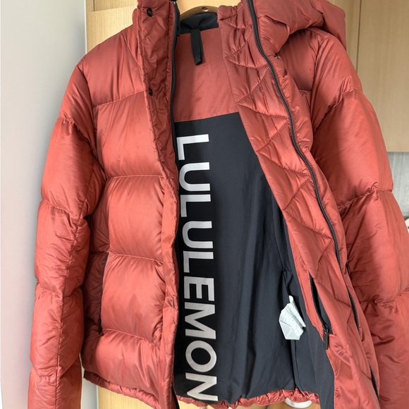 Lululemon Wunder puffer jacket size 4 - Picture 3 of 6
